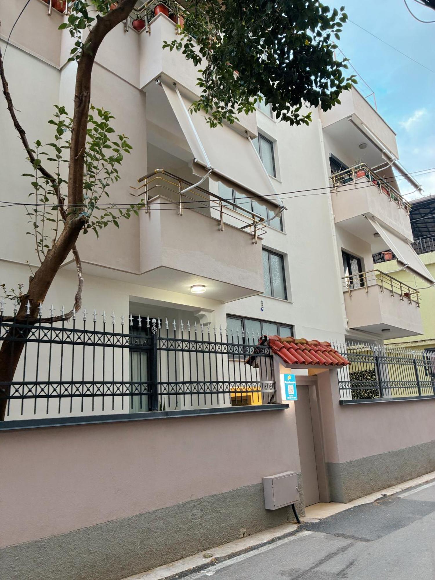 Clinton Tirana Inn Bagian luar foto